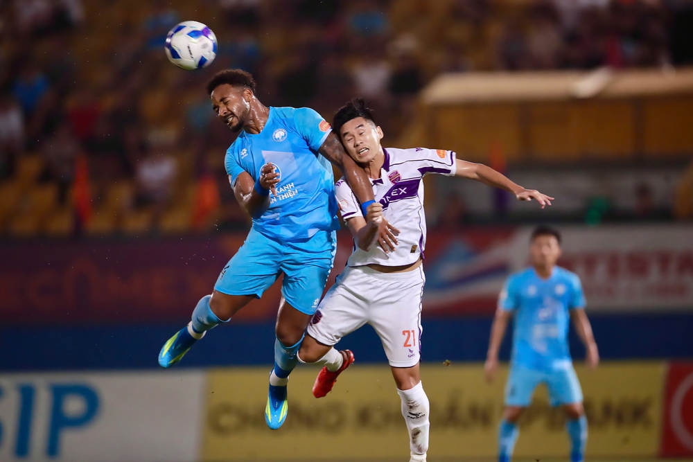 HAGL tụt hạng, nhóm cuối lại căng như dây đàn - Ảnh 3.