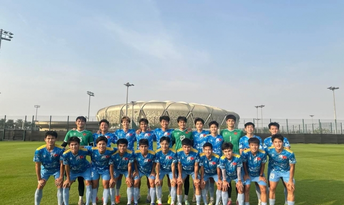 Tập thể U23 Việt Nam tri ân HLV Đinh Hồng Vinh dịp đầu xuân