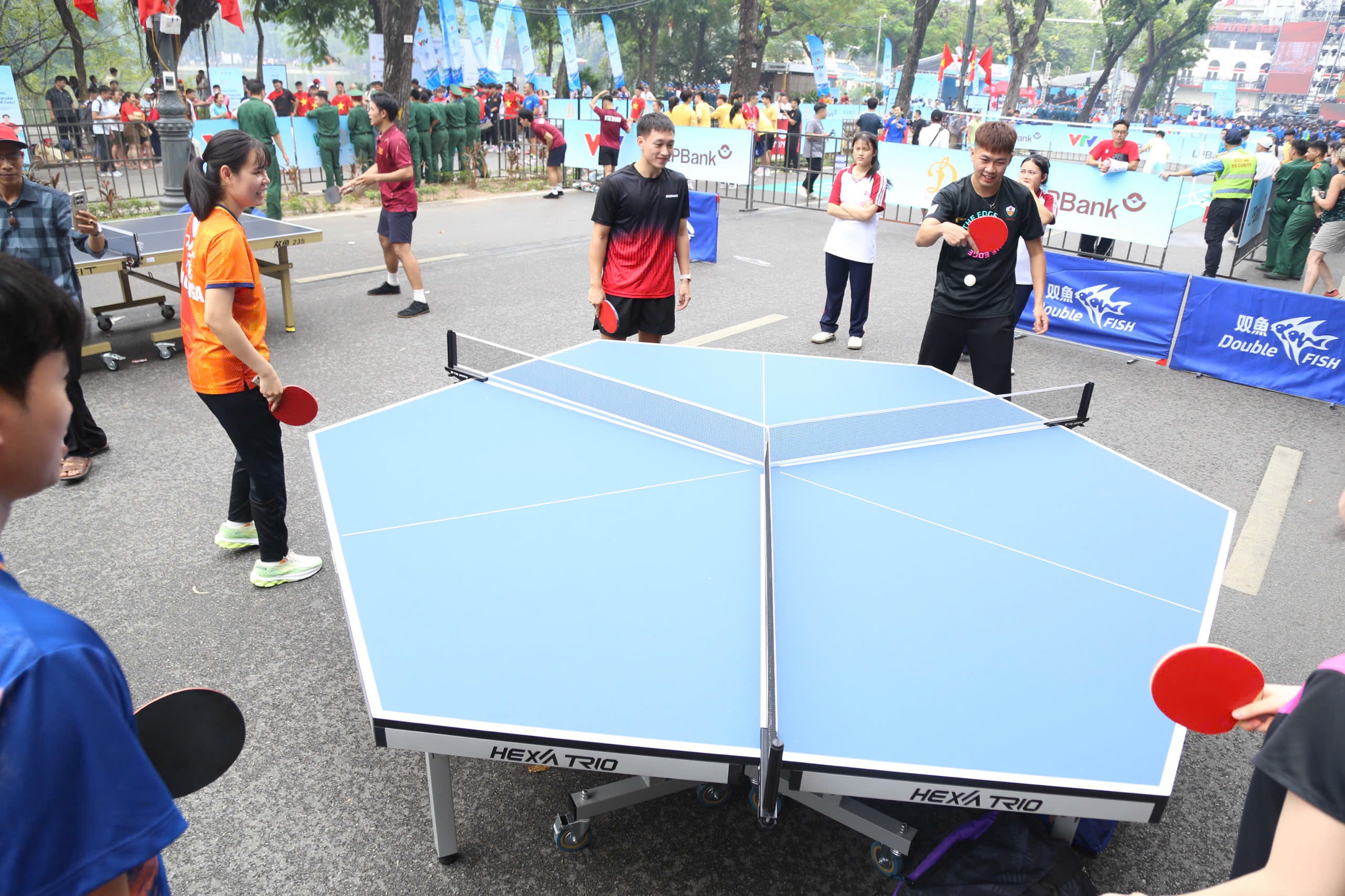 Từ kết luận của Tổng Bí thư, Chủ tịch nước Tô Lâm: Đưa hoạt động thể chất đến gần hơn với đời sống thường ngày - Ảnh 3. Từ kết luận của Tổng Bí thư, Chủ tịch nước Tô Lâm: Đưa hoạt động thể chất đến gần hơn với đời sống thường ngày - Ảnh 3.