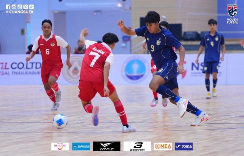 Southeast Asian fans erupt as Thailand faces Indonesia in the AFF final