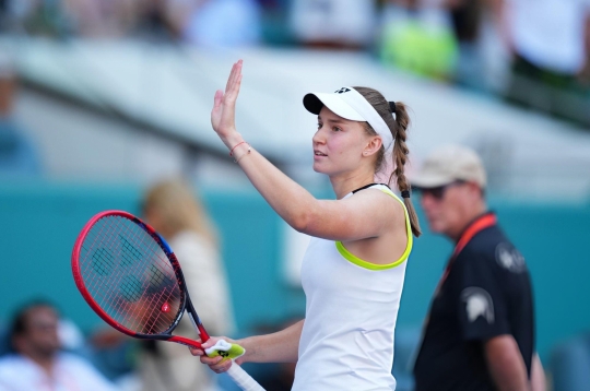 Asia's top-ranked player stages a masterful comeback, advances to Miami Open 2026 semifinals