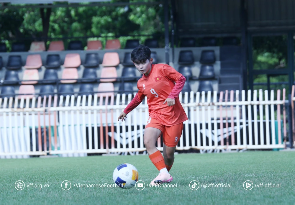 Tin nóng bóng đá Việt hôm nay 31/3: Đội tuyển Việt Nam chuẩn bị cho AFF Cup từ tháng 6 - Ảnh 3.