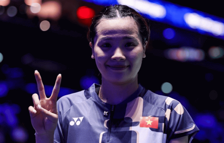 Nguyễn Thùy Linh is at risk of dropping out of the world’s top 20 badminton players.