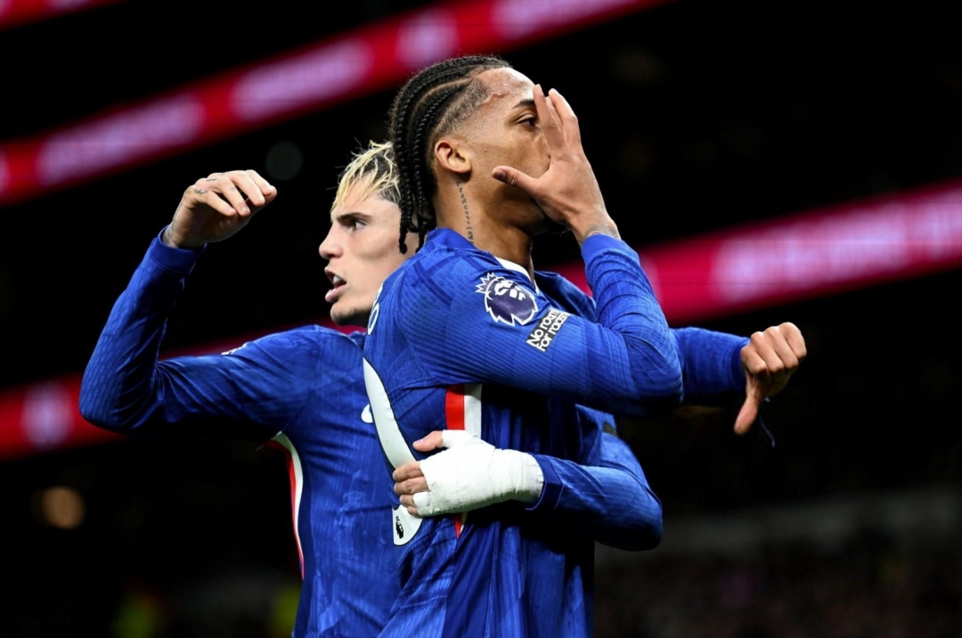 Joao Pedro shines as Chelsea defeats Tottenham in the London derby