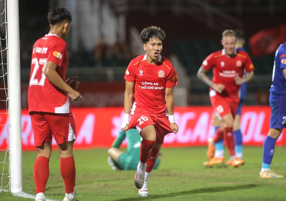 Tiến Linh đang mất tự tin - Ảnh 3. Tiến Linh đang mất tự tin - Ảnh 3.