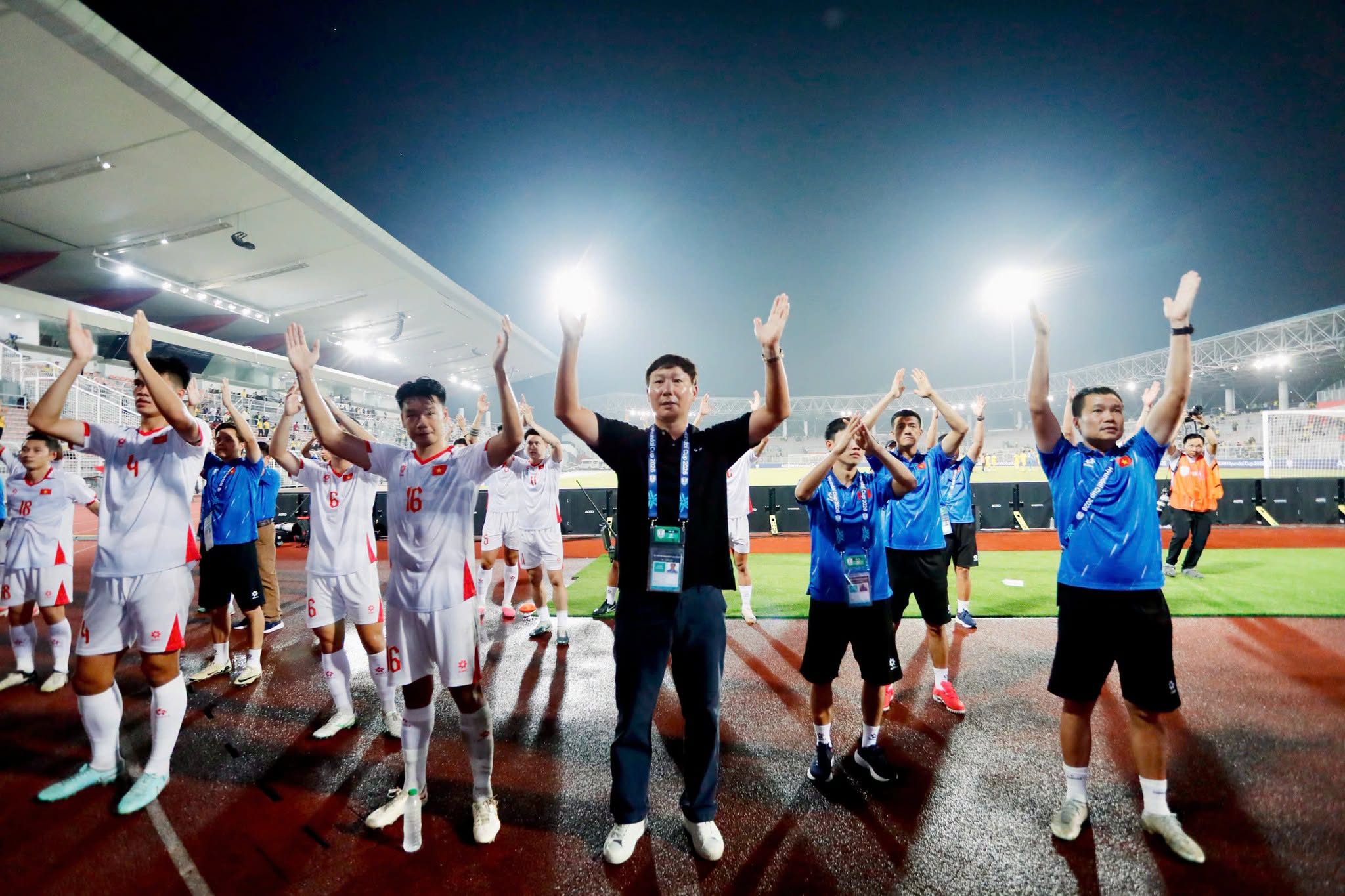 Báo Hàn Quốc: 'Phép thuật Kim Sang Sik' lại linh nghiệm' - Ảnh 1. Báo Hàn Quốc: 'Phép thuật Kim Sang Sik' lại linh nghiệm' - Ảnh 1.
