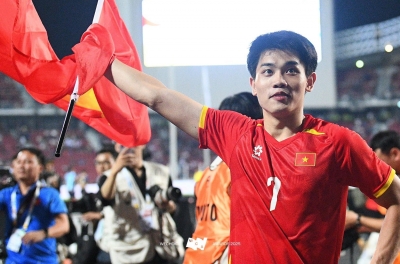 Đình Bắc wins WeChoice 2025: 'The Brave Generation' thrills fans