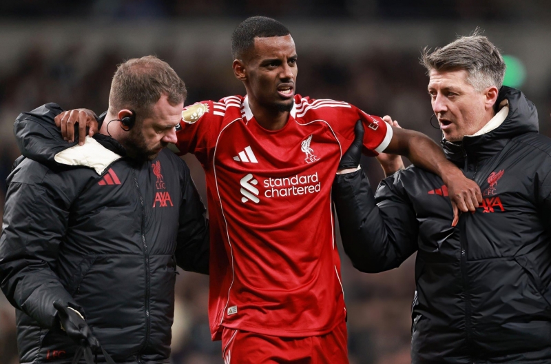 Liverpool faces a double blow due to Alexander Isak