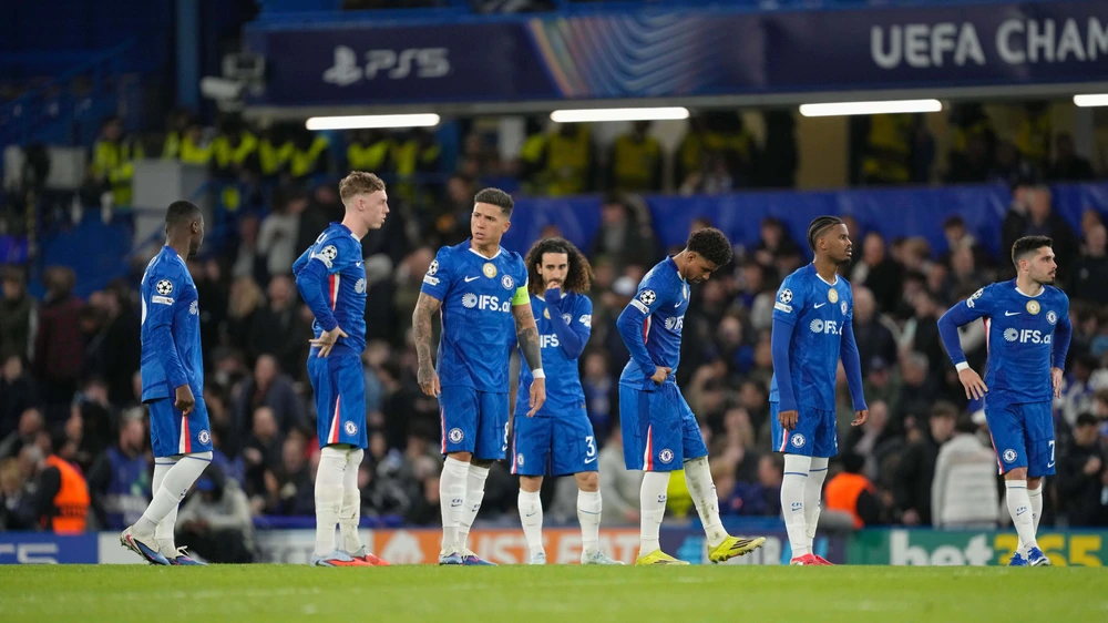 Chelsea đại bại 2-8 trước PSG: Nhìn đâu cũng thấy u ám - Ảnh 1. Chelsea đại bại 2-8 trước PSG: Nhìn đâu cũng thấy u ám - Ảnh 1.