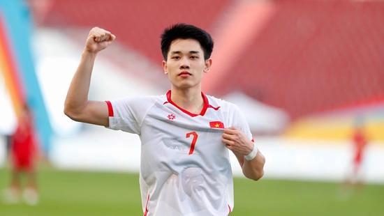 主教練金相植與SEA Games 33準決賽中對付廷北的難題