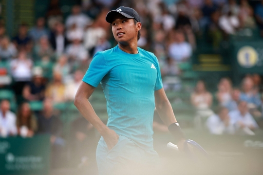 Learner Tien achieves a career milestone with his first clay court quarterfinal appearance.