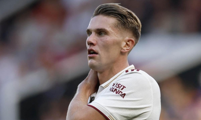 Viktor Gyokeres 'tức điên' khi Arsenal thua trận phút cuối