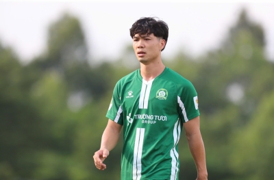 Before Round 8 of the First Division: Awaiting Công Phượng's Debut