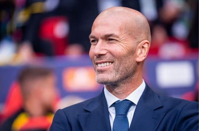 Coach Zidane makes a decision regarding the World Cup champion as he takes over the French national team.