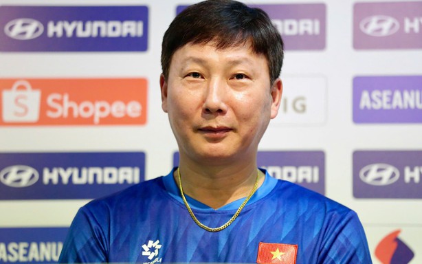 Coach Kim Sang Sik: 'Vietnam's goal is to defend the championship'