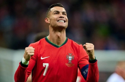 SURPRISE: Ronaldo creates a buzz by joining a TV series