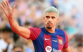 Liverpool: Why does Iraola need Araujo?