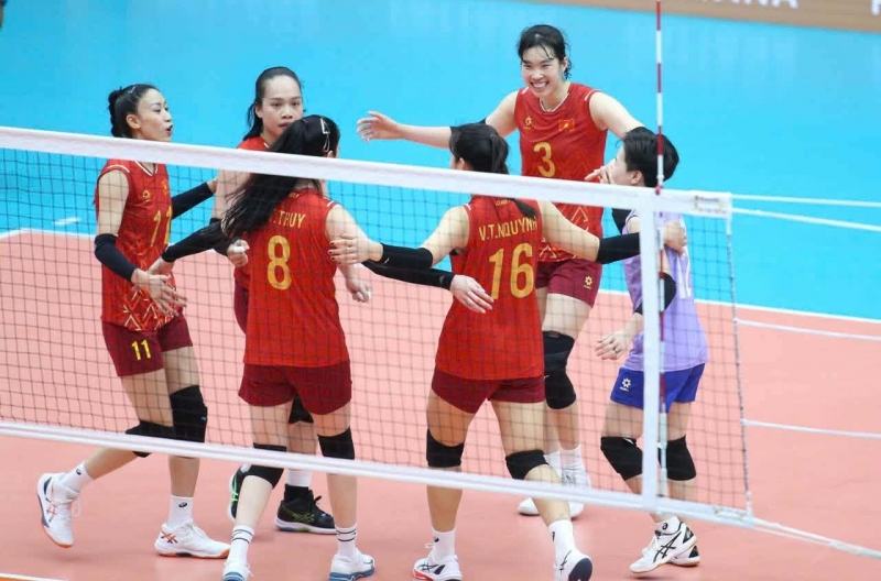 越南女子排球隊在第33屆東南亞運動會小組賽全勝