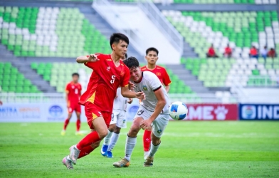 Myanmar fans react fiercely after a heavy loss to Vietnam's team