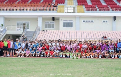 Vietnam Football Federation Surveys and Promotes Women's Football Development in Lam Dong