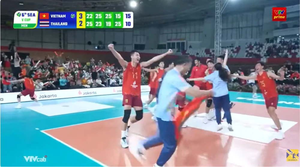 Tuyển bóng chuyền nam Việt Nam vượt Thái Lan trên bảng xếp hạng FIVB sau kỳ tích SEA V Cup 2026 - Ảnh 2. Tuyển bóng chuyền nam Việt Nam vượt Thái Lan trên bảng xếp hạng FIVB sau kỳ tích SEA V Cup 2026 - Ảnh 2.