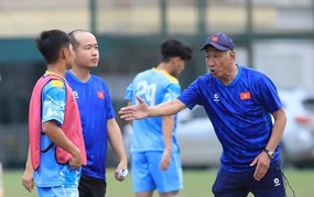 越南足球持續等待外籍教練留下的印記