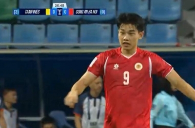 VAR disallowed Đình Bắc's goal