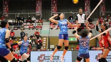 How has Vietnam's No. 1 female volleyball middle blocker performed after two matches in one of the world's top five volleyball leagues?