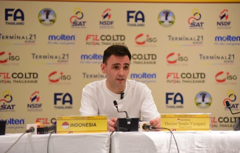 FIFA referees have once again become the focus of criticism at the Southeast Asian tournament.