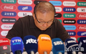 Coach Park Hang Seo resigns, major upheaval in South Korean football after World Cup defeat