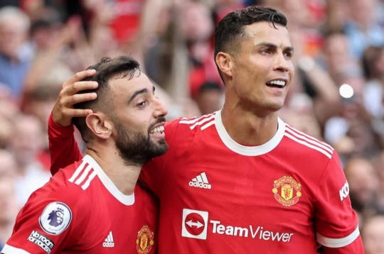 Bruno Fernandes speaks candidly about the day Ronaldo returned to Manchester United, which ignited an explosion of excitement.
