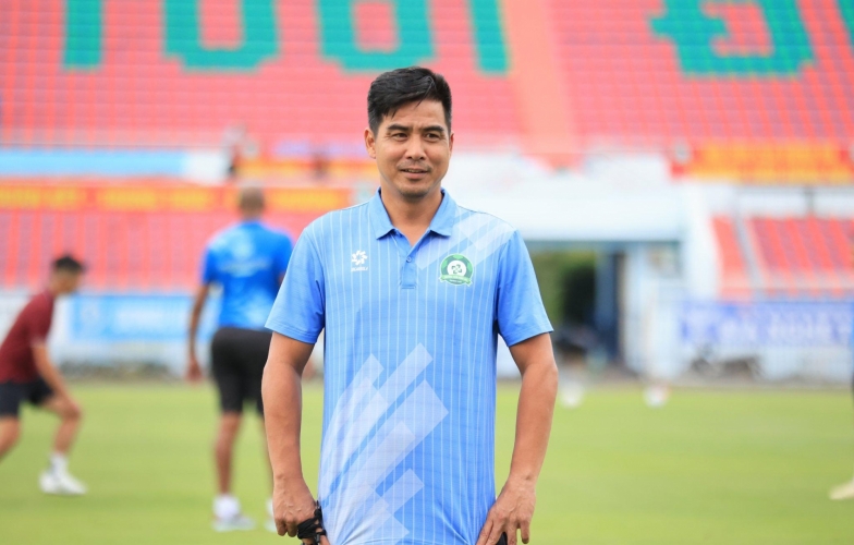 Coach of Công Phượng is determined to defeat the newly promoted team in the First Division