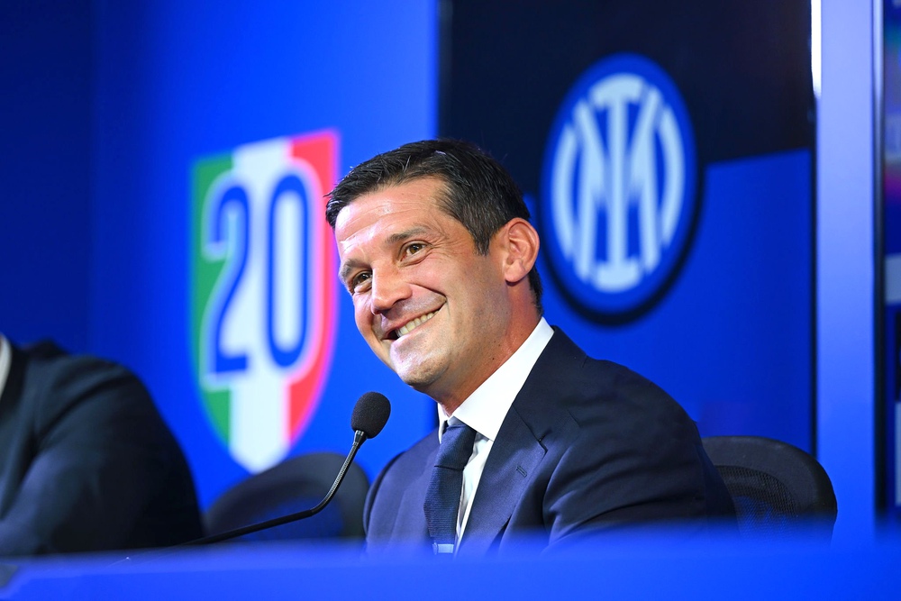 Inter tiến sát Scudetto: Lịch sử chờ đón Cristian Chivu - Ảnh 1.