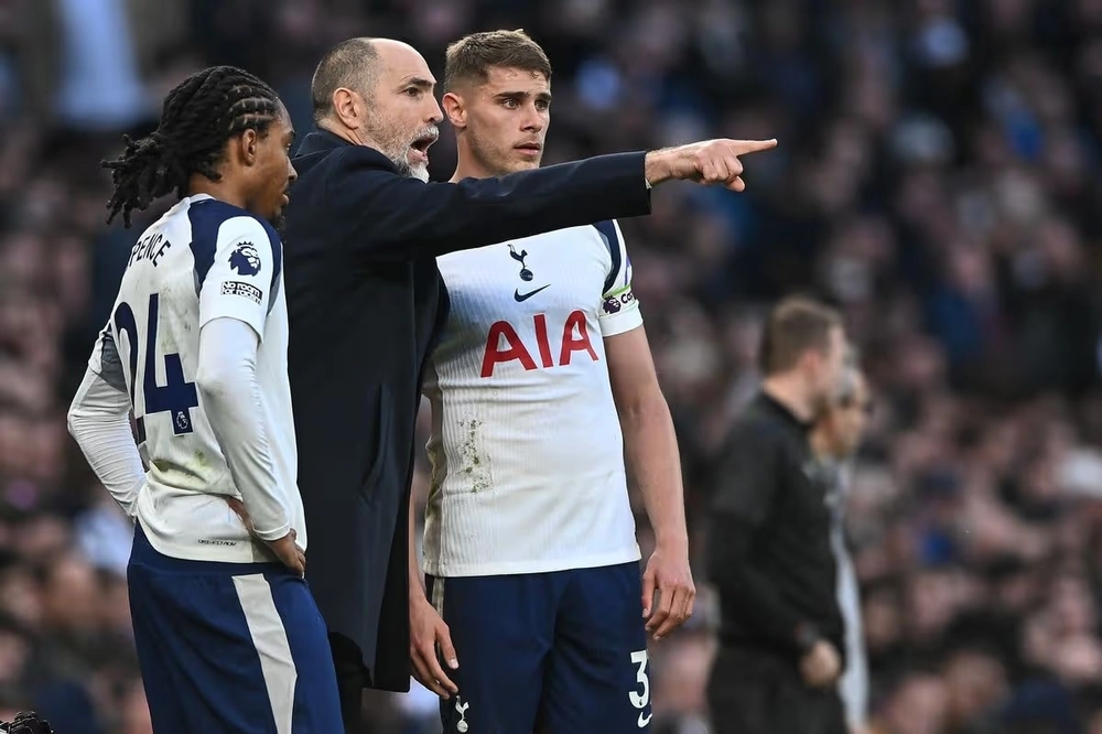 Tottenham chính thức chia tay Igor Tudor hòng cứu vãn tình thế - Ảnh 1.