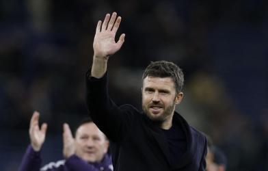 Another candidate declines the Manchester United managerial role, will Carrick take charge?
