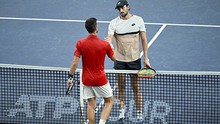 Who is the tennis player outside the top 200 in the world who caused a shock by defeating Djokovic?