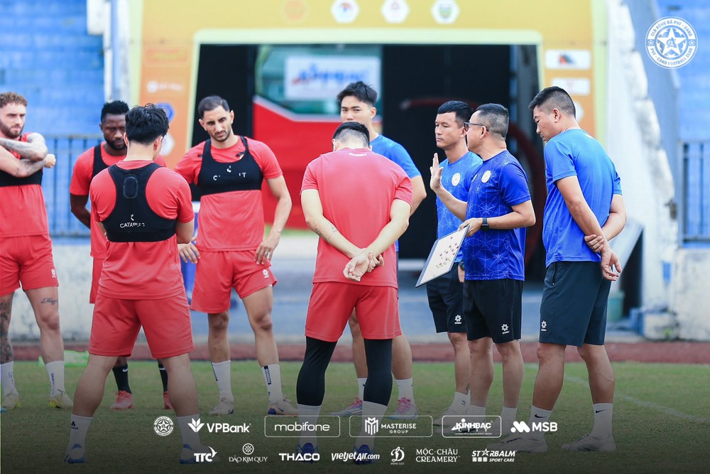 PVF-CAND quyết tâm trụ lại V-League - Ảnh 1. PVF-CAND quyết tâm trụ lại V-League - Ảnh 1.