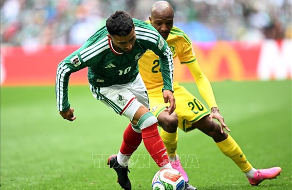 World Cup 2026: Mexico beats South Africa in opener featuring three red cards