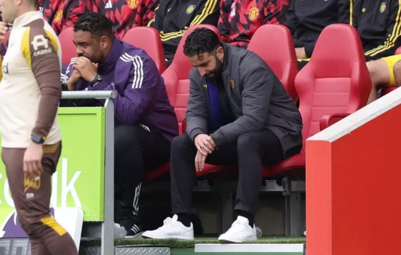 Angry Manchester United fans pointed fingers at two players who must be removed immediately after the Brentford match.