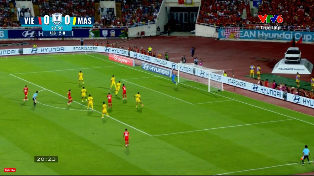 Đình Bắc không có một sinh nhật trọn vẹn, quyết tâm tỏa sáng ở chung kết ASEAN Cup 2026 - Ảnh 3. Đình Bắc