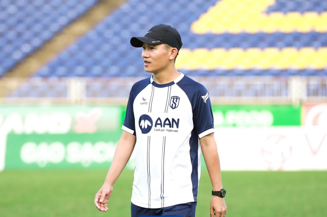 Coach who recently resigned suddenly appears in Vietnam U23 team