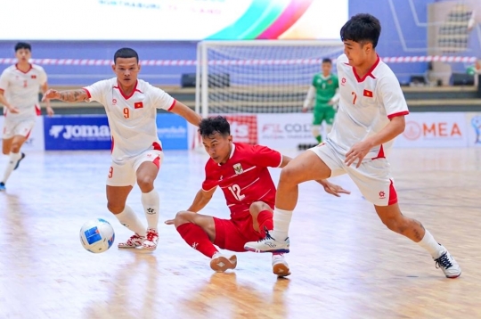 Vietnam faces Australia in a decisive battle for the Southeast Asian bronze medal.