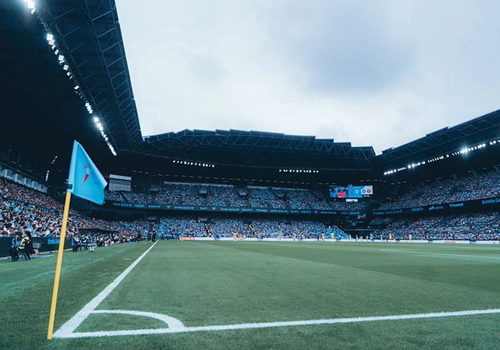 Đội bóng LaLiga hoãn trận khai màn mùa giải mới vì sân nhiễm nấm mốc - Ảnh 1. Đội bóng LaLiga hoãn trận khai màn mùa giải mới vì sân nhiễm nấm mốc - Ảnh 1.