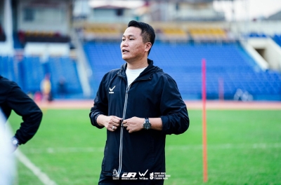 Coach Thanh Hóa expresses frustration with refereeing after loss to Hà Tĩnh
