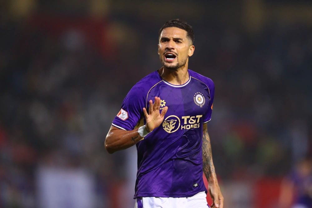 Vòng 15 LPBank V-League 2025/26: Hoàng Hên khiến V-League cực nóng  - Ảnh 1.