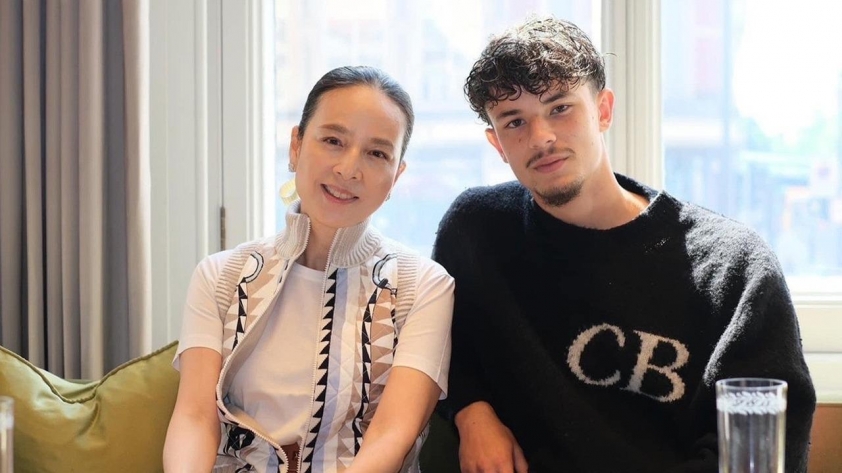 Thái Lan chơi lớn gọi tiền đạo từng đá cho Chelsea lên tuyển trong tháng 11 729919