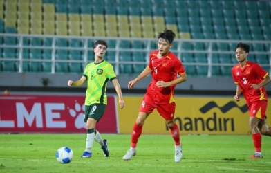 Vietnam U17 defeats Australia, advances to Southeast Asian U17 final