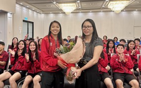 Vietnamese Consulate General in Perth encourages women's team on March 8th