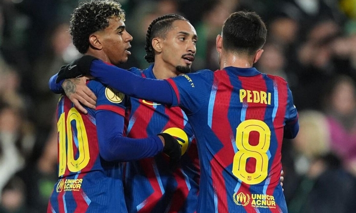 Iniesta hết lời ca ngợi 'truyền nhân' xuất chúng ở Barca