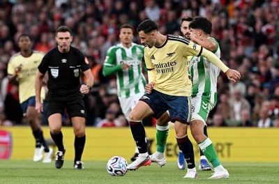Defensive alarm: Arsenal fall 1-3 to Real Betis